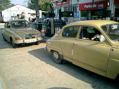 A Meeting of 2 Saabs